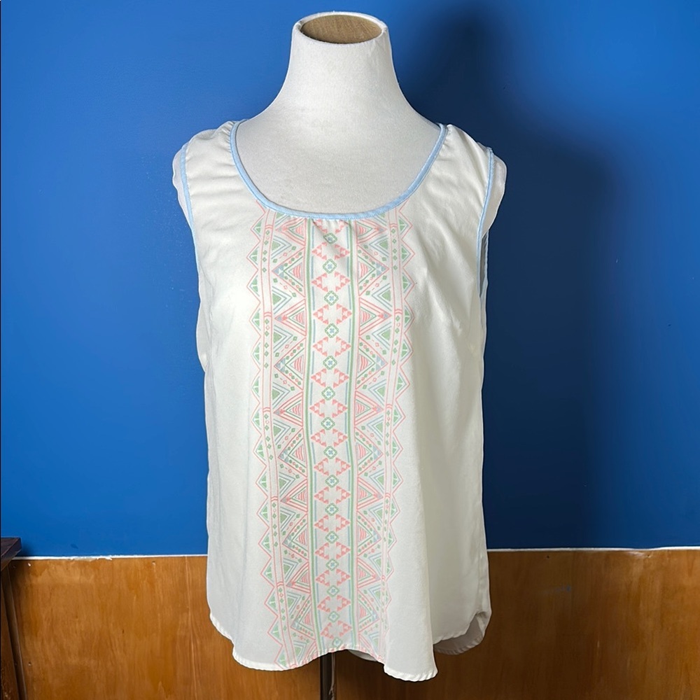 E & M tank top